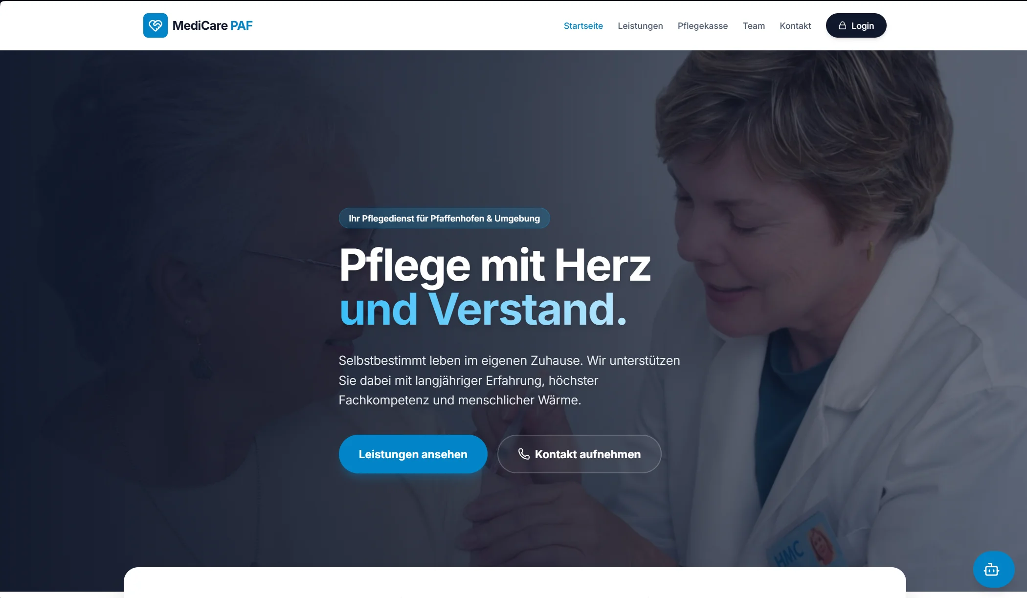 MediCare PAF: Eine ruhige Gestaltung, klare Leistungswege und ein gut sichtbarer Kontakt erleichtern die Orientierung.